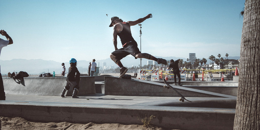 How to Fall Off a Skateboard Safely