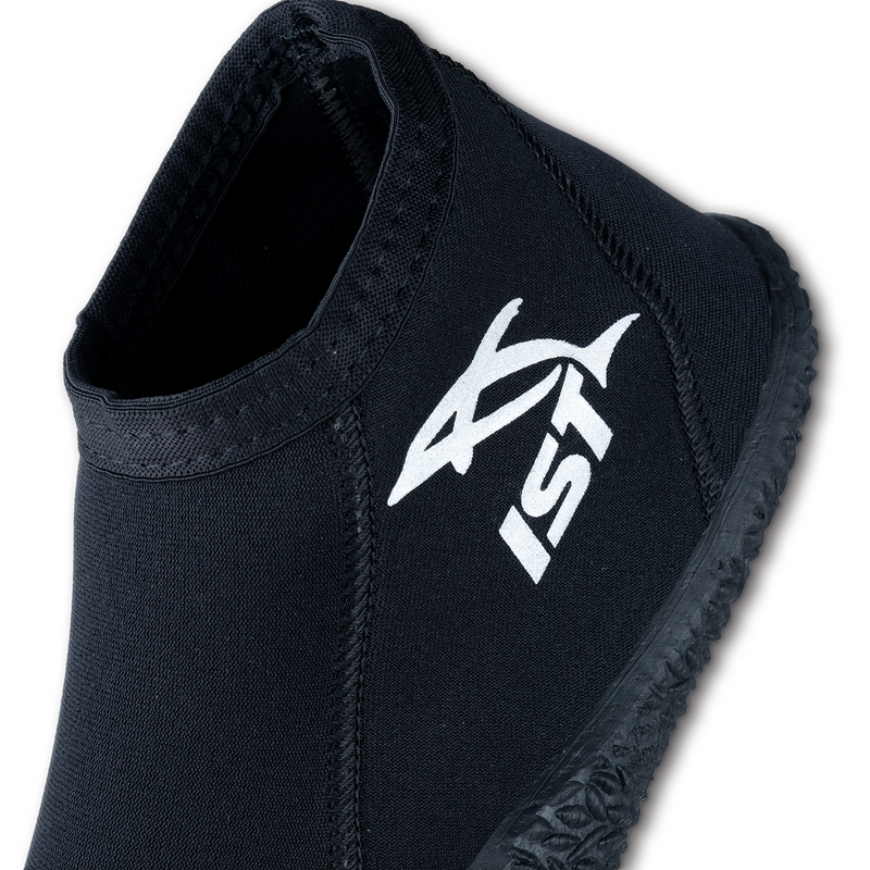 IST S38 3mm Low Cut Sturdy Warm Water Booties with Vulcanized Rubber Sole