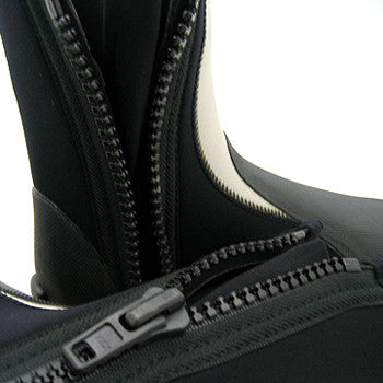 IST 5mm Titanium / Spandex Lined Diving Boots with Vulcanized Rubber Sole