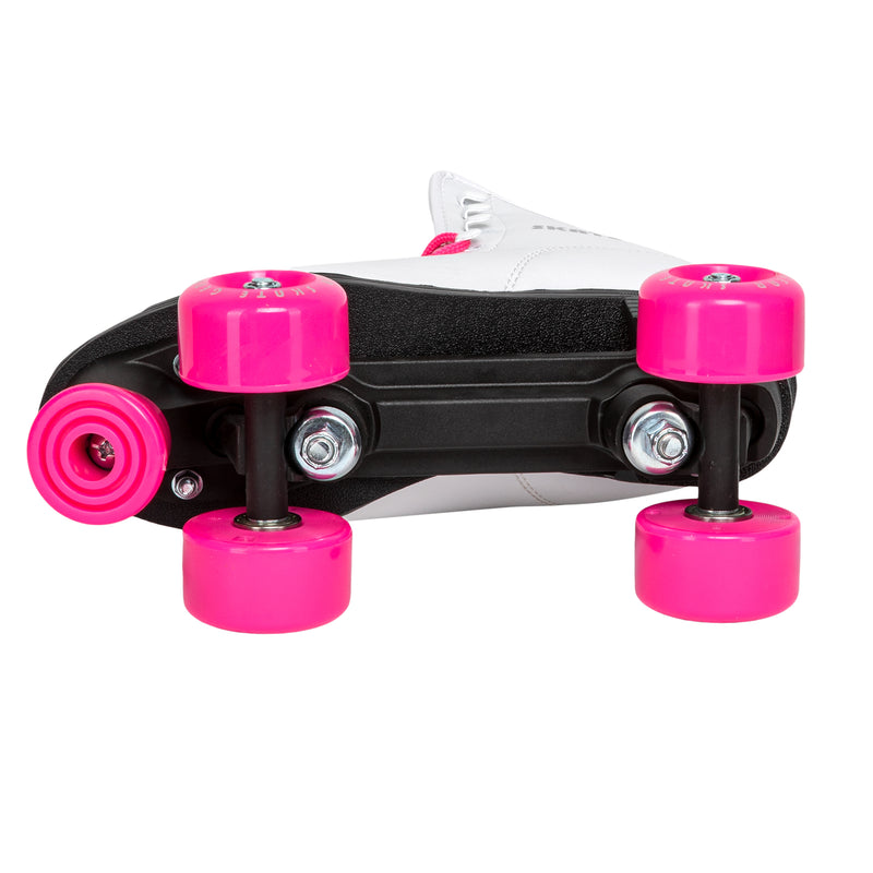 Fantastic Skates by Skate Gear with a classic boot, 95A 54x32mm polyurethane wheels and ABEC-6 bearings.