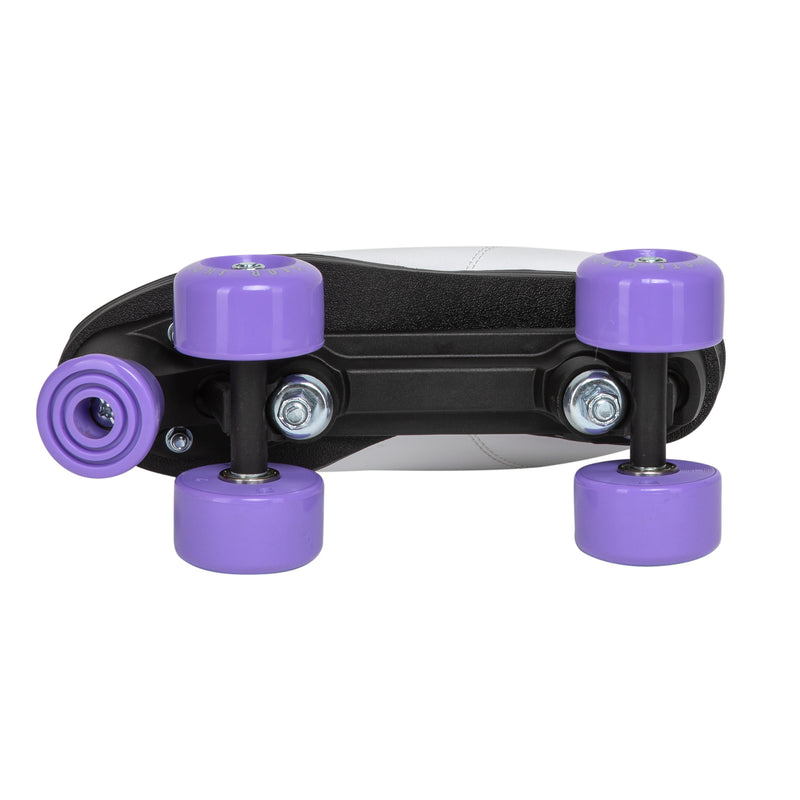 Fantastic Skates by Skate Gear with a classic boot, 95A 54x32mm polyurethane wheels and ABEC-6 bearings.