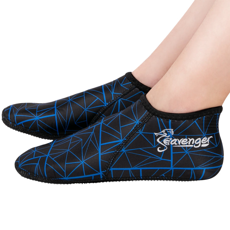 3mm black neoprene socks with a blue geometric pattern