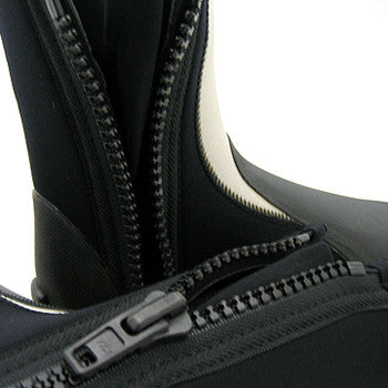5mm Titanium / Spandex Lined Diving Boots with Vulcanized Rubber Sole