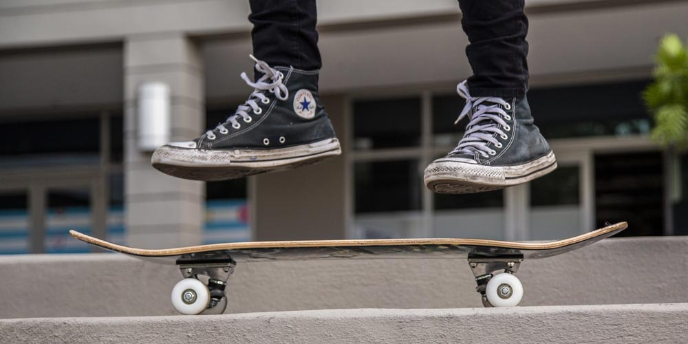5 Best Tricks for Beginner Skateboarders
