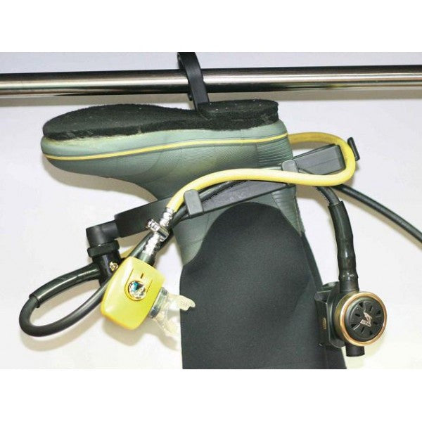 IST 2-in-1 Hanger for Post-Dive Wetsuit & Regulator Drying