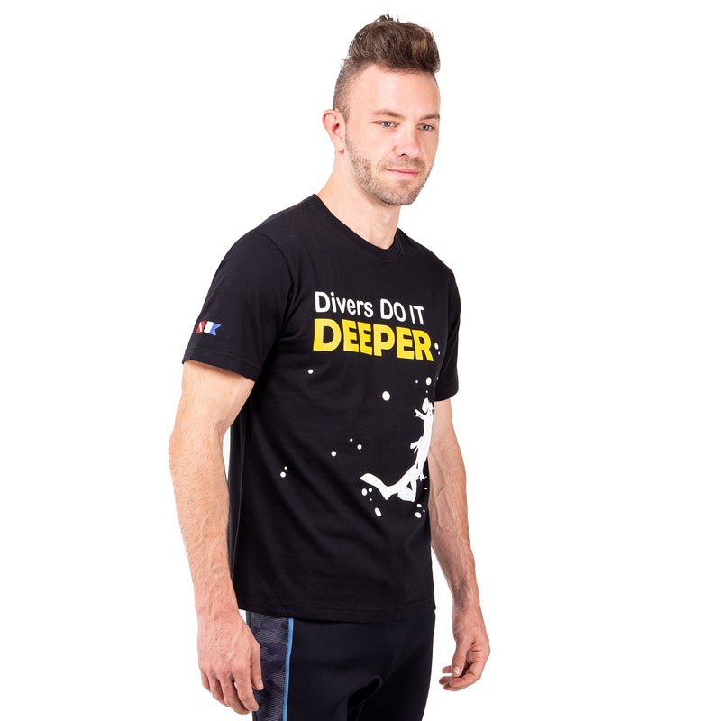 black t-shirt with “divers do it deeper” slogan