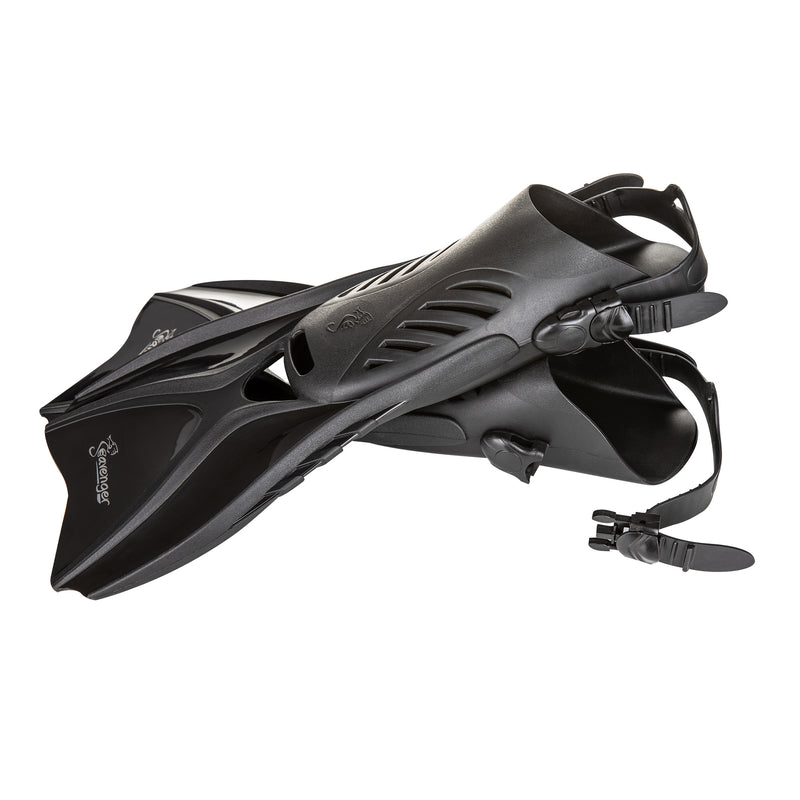 black snorkeling fins