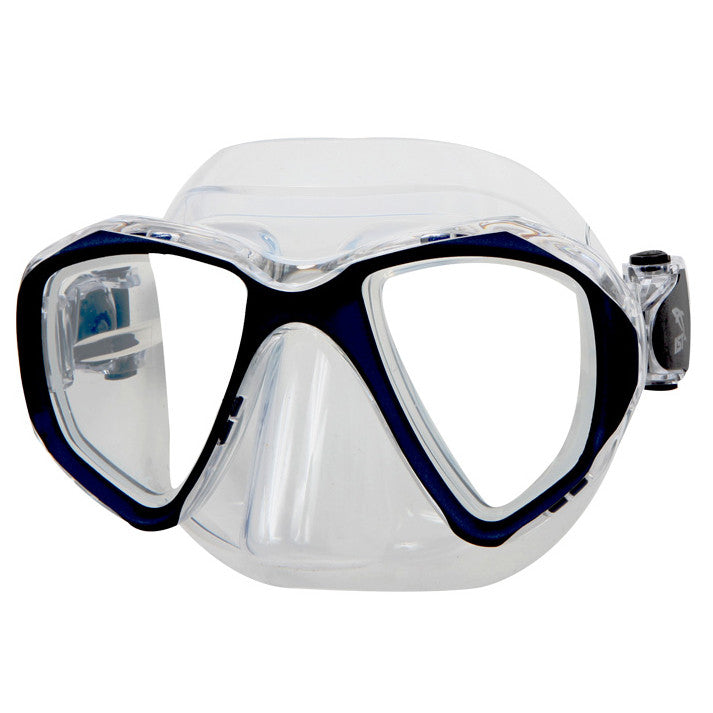 dual lens dive mask with tinted lenses for color correction in clear blue